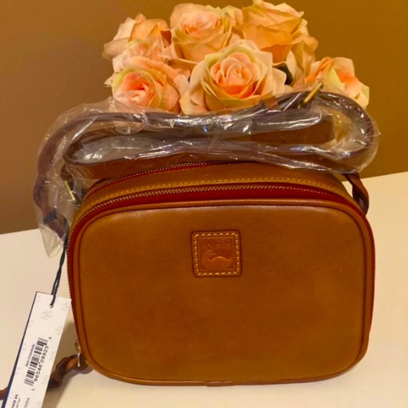 DOONEY AND BOURKE - Picture 2 of 3